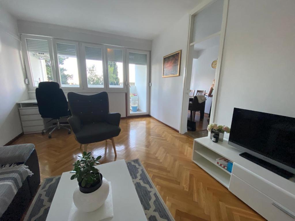 2 Bedroom Apartment/Parking/Market Split Exteriör bild
